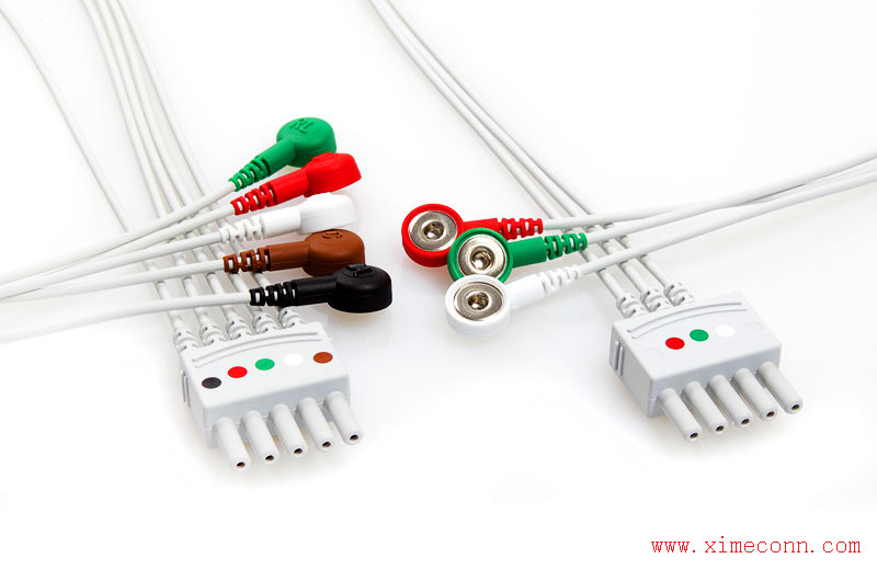 Medical plug cable assembly