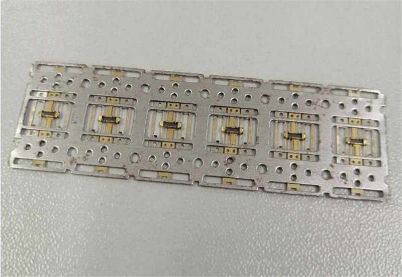 精密冲压LED发光SMT模塑超薄注射件
