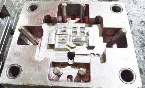 高精度锌合金模具控制精度高的金属注射模