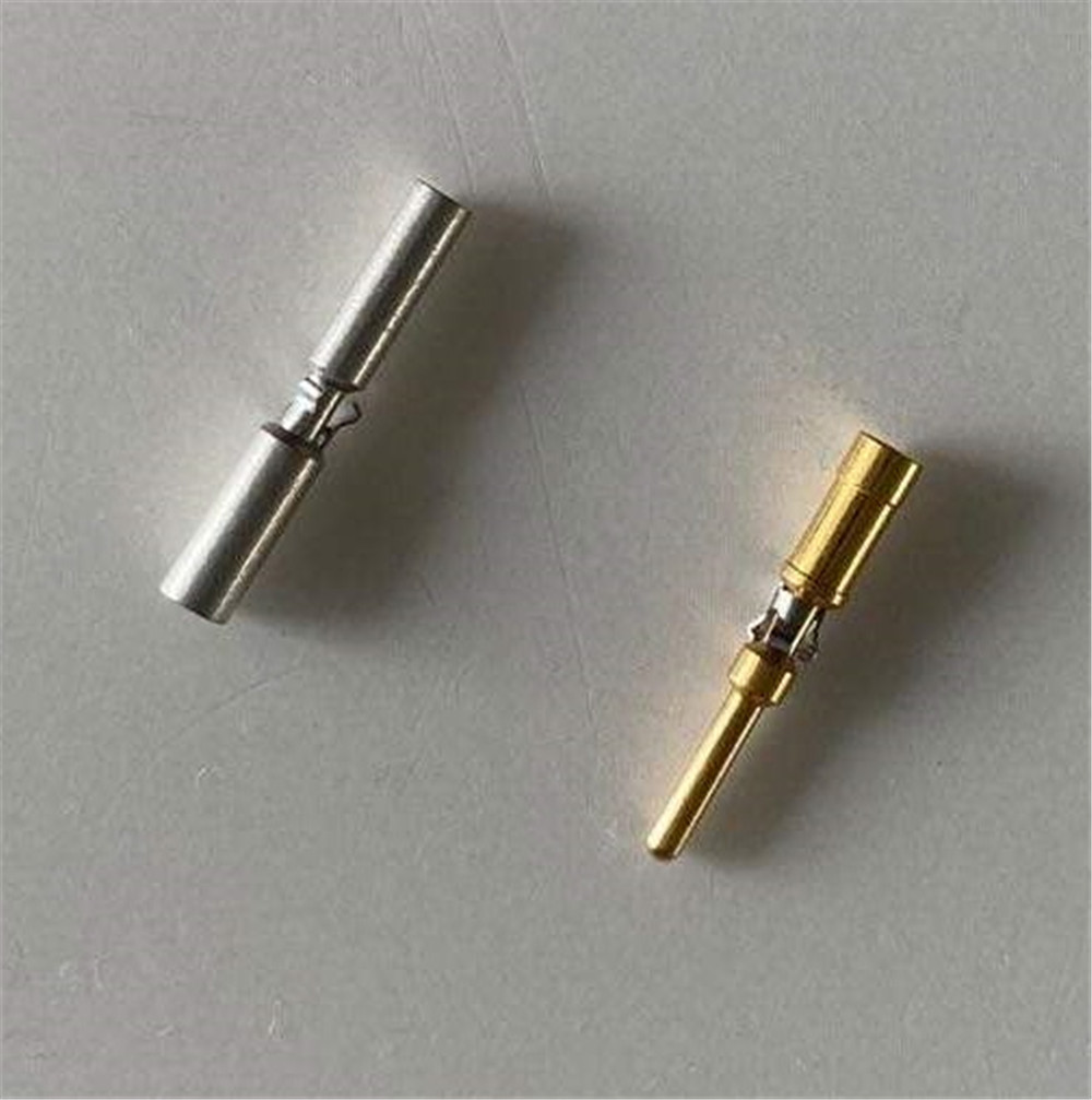 连接器金属销电镀金和银端子