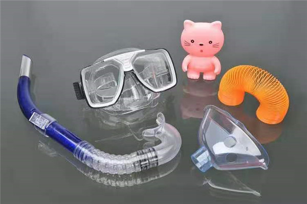 用于医疗级护目镜和面罩的塑料模具定制制造