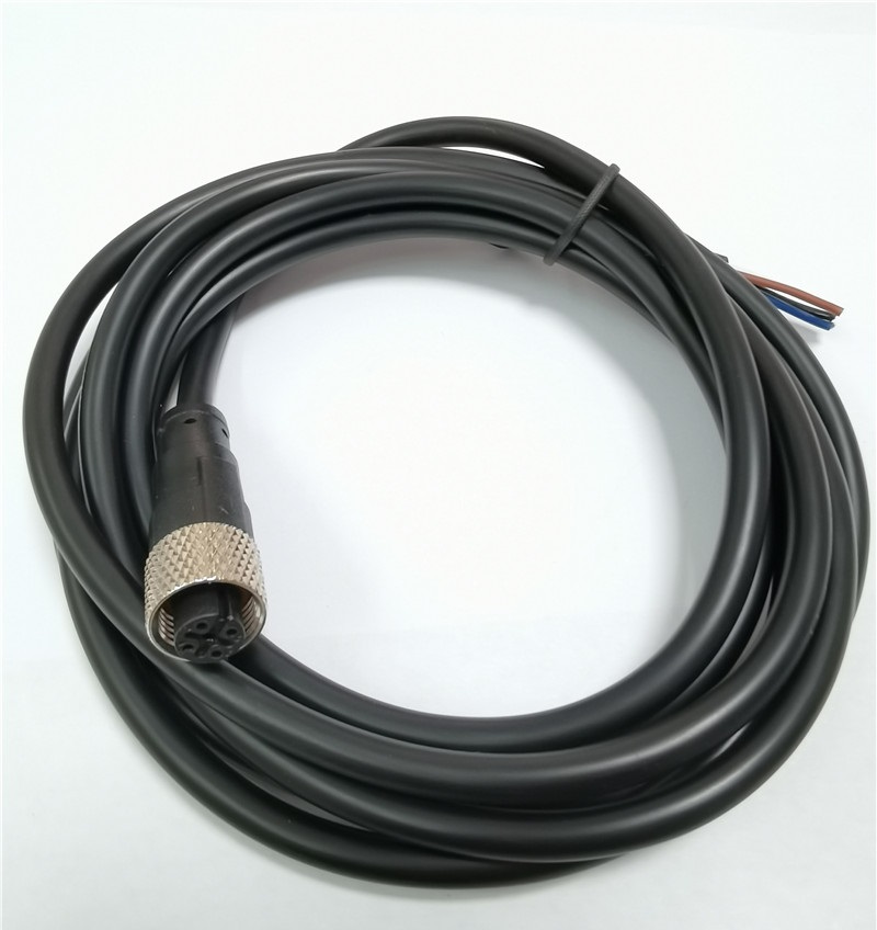 M12 A编码的4PIN母注射成型插头，带屏蔽防水电缆