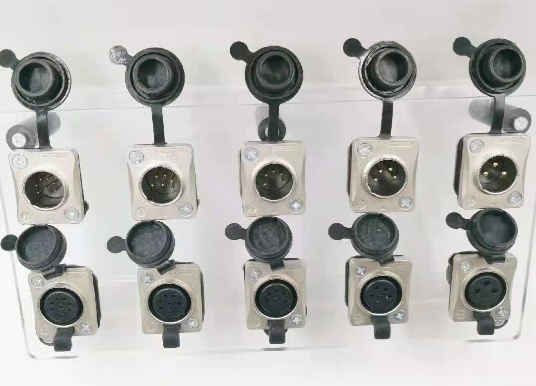 工业M16连接器10PIN组装塑料连接器