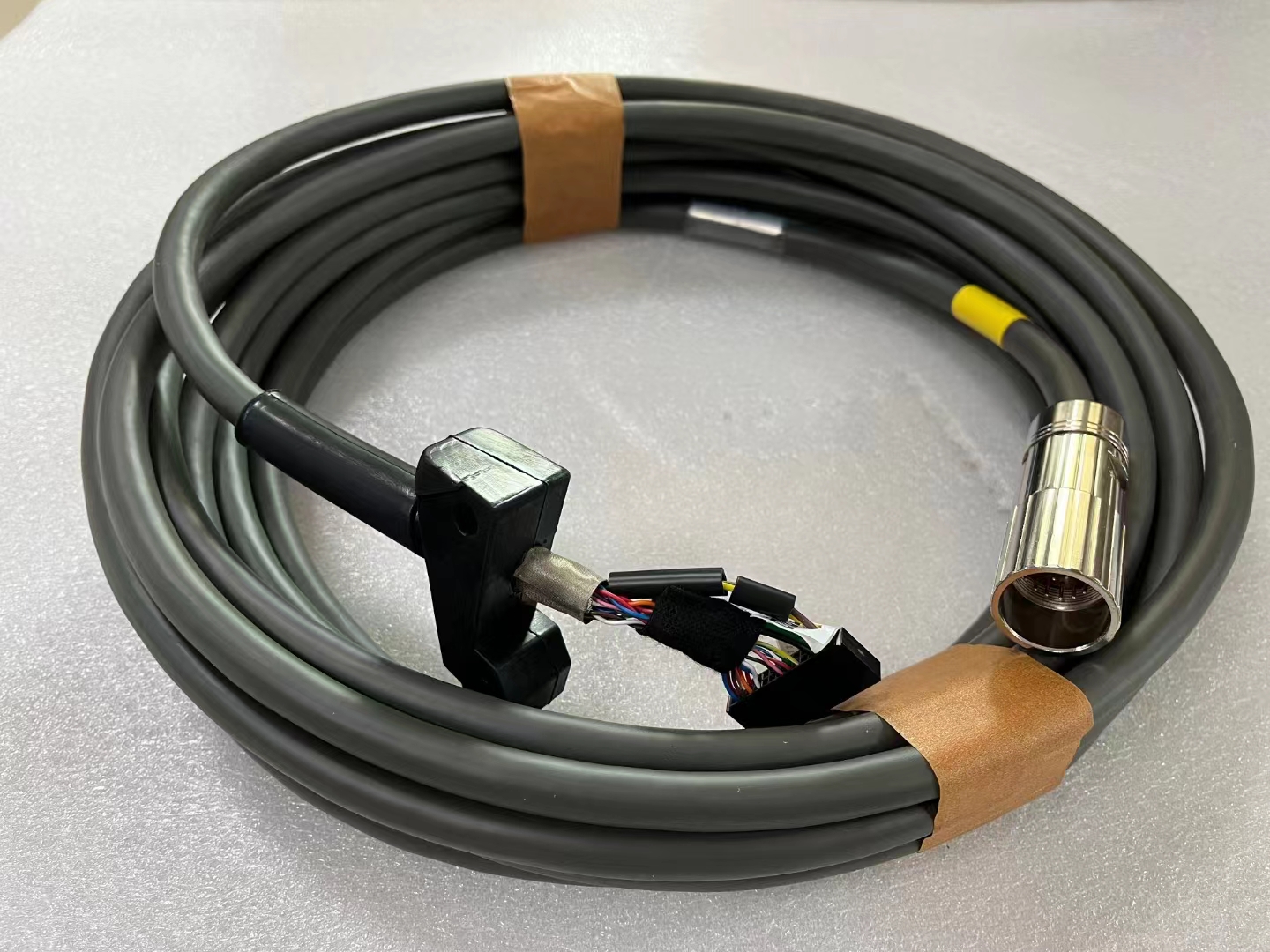 工业机器人电机电缆M23连接器电缆